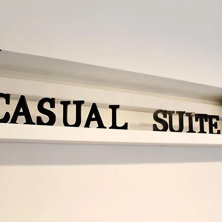 Casualsuiteradio