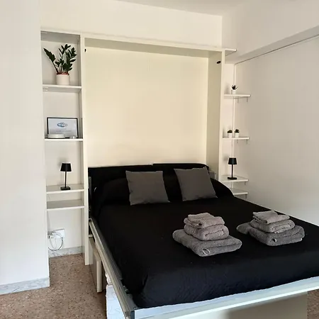 Casualsuiteradio Ρώμη